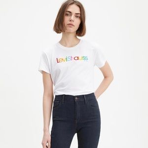 Levi’s Perfect Color Rounder Logo White tee